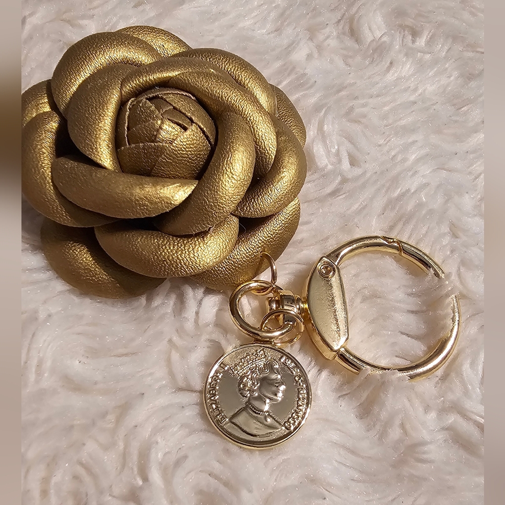 Gold Camila Rose Keychain Purse Charm NWOT - Picture 2 of 6